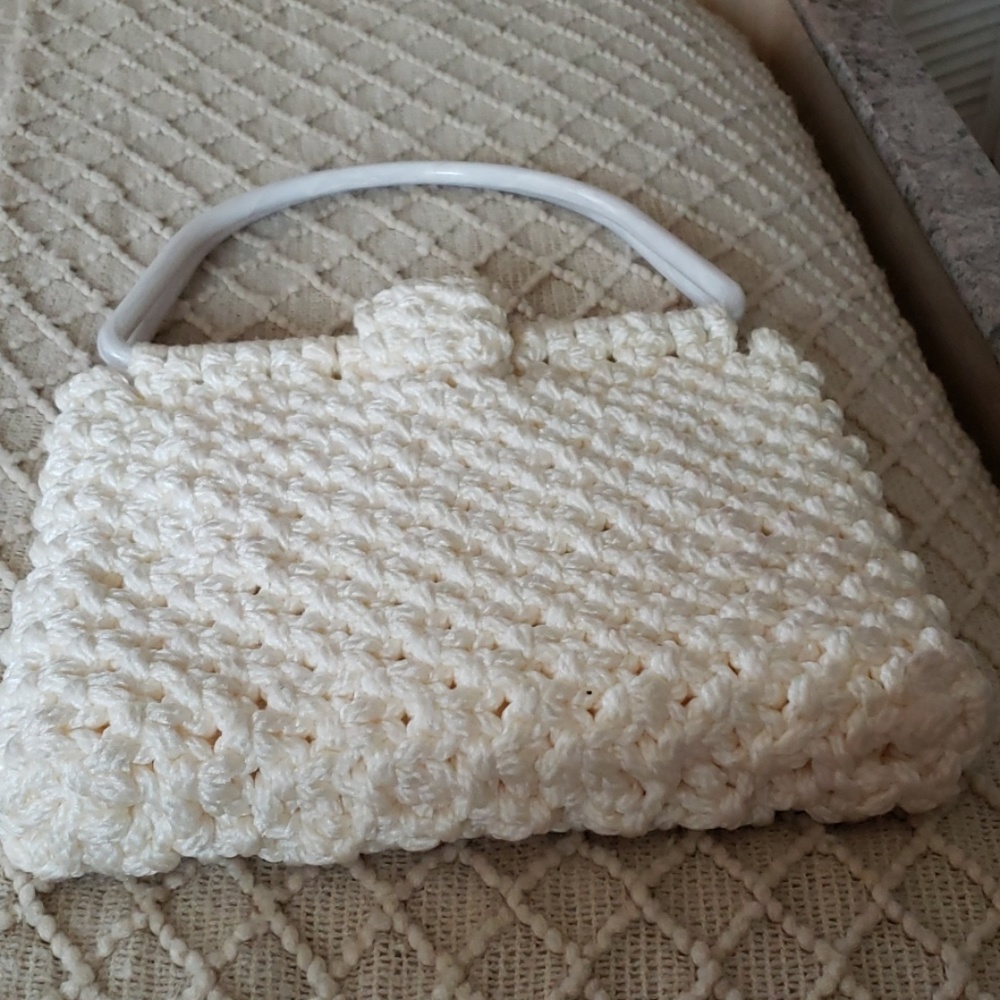 Purse - Picture 2 of 3